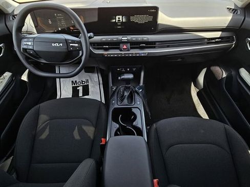 New 2026 Kia K4 LXS image 11