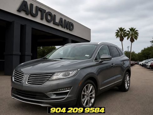 Used 2017 Lincoln MKC Select FWD image 1