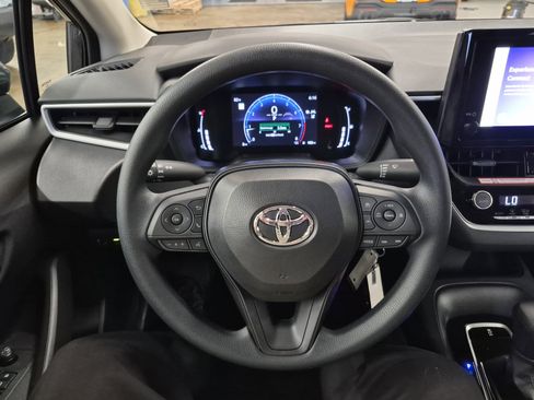 Used 2026 Toyota Corolla LE FWD image 25