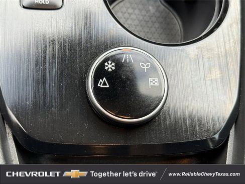 Used 2023 Nissan Rogue S image 19