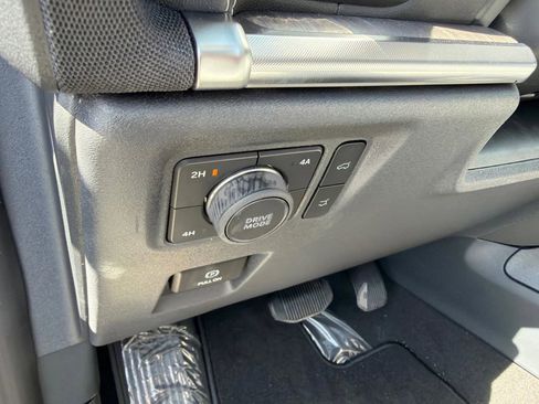 New 2026 Ford Expedition Platinum w/ Platinum Ultimate Package AWD/4WD image 20