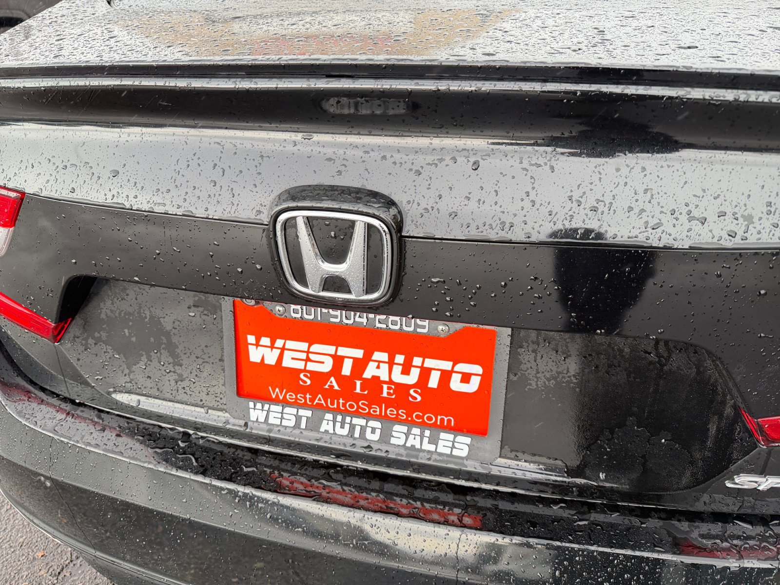 Used 2018 Honda Accord Sport image 28