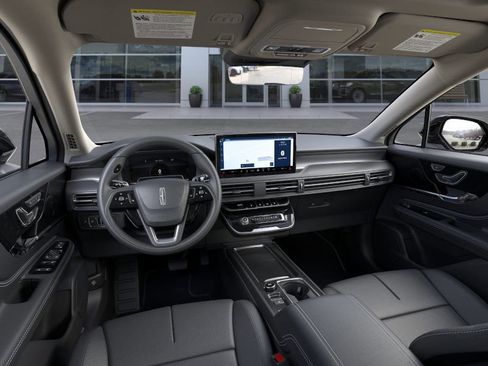 New 2026 Lincoln Corsair Premiere image 22