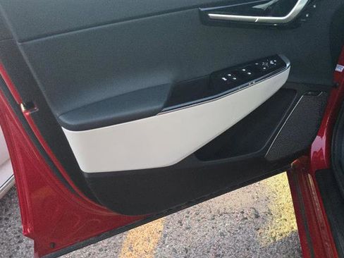Used 2024 Kia EV6 GT-Line RWD image 10