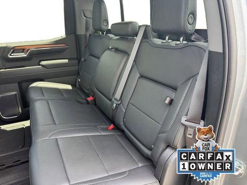 Used 2023 GMC Sierra 1500 Denali w/ Denali Reserve Package AWD/4WD image 16