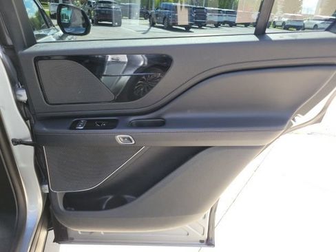 Certified 2023 Lincoln Aviator AWD w/ Premium Package image 23