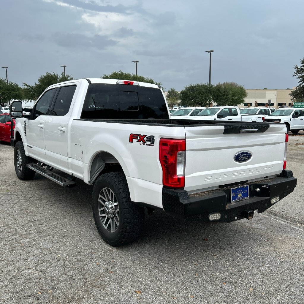 Used 2019 Ford F250 Lariat w/ Lariat Value Package AWD/4WD image 9