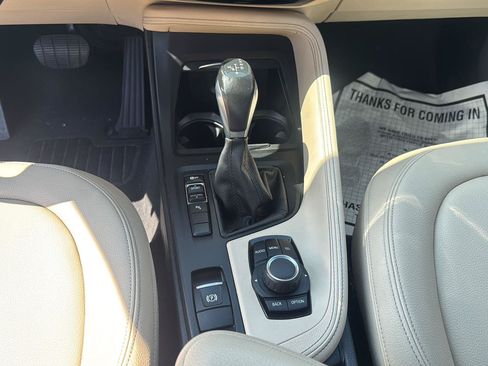 Used 2017 BMW X1 sDrive28i FWD image 15
