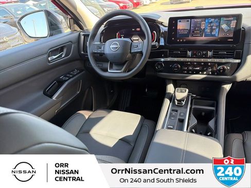 New 2026 Nissan Pathfinder SL FWD image 21