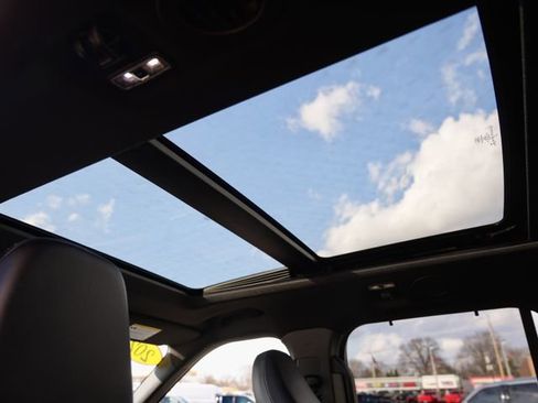 Used 2021 Ford Explorer ST w/ Equipment Group 401A image 34