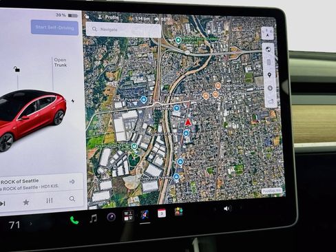 Used 2018 Tesla Model 3 Mid Range RWD image 23