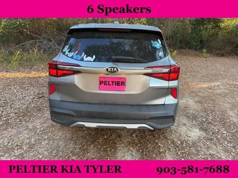 Used 2021 Kia Seltos LX image 10