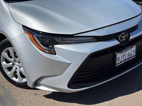 Used 2024 Toyota Corolla LE FWD image 3