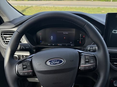 New 2026 Ford Escape Active w/ Tech Pack #1 FWD image 9