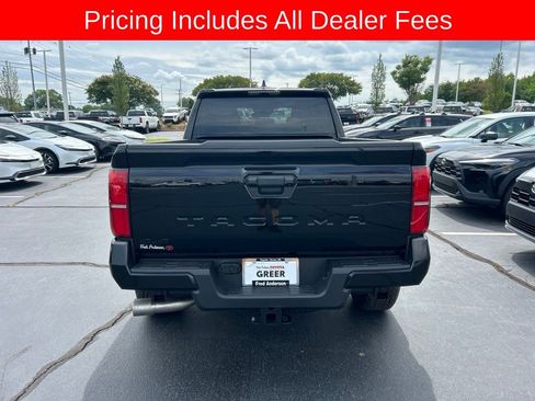 Used 2026 Toyota Tacoma TRD Off-Road AWD/4WD image 15