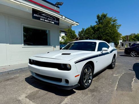 Used 2017 Dodge Challenger GT w/ Driver Convenience Group image 4