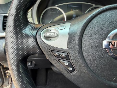 Used 2018 Nissan Sentra S w/ S Midnight Style Package FWD image 31