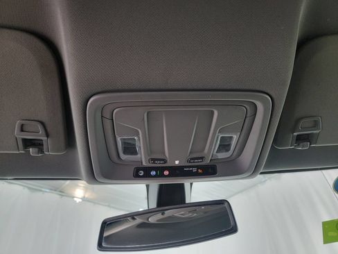 Used 2020 Chevrolet Silverado 1500 RST AWD/4WD image 38