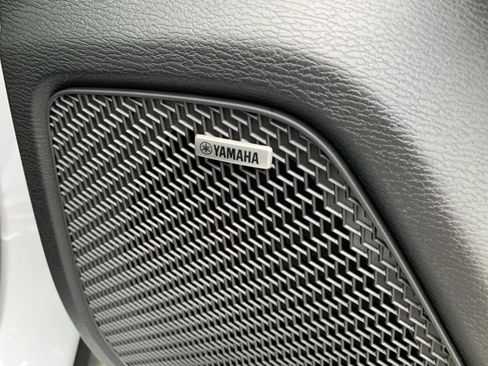 New 2025 Mitsubishi Outlander SEL image 30