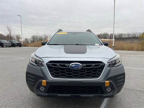 Used 2022 Subaru Outback Wilderness image 11
