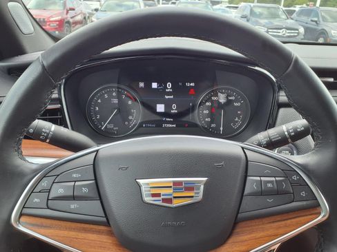 Used 2024 Cadillac XT5 Premium Luxury w/ Technology Package AWD/4WD image 20