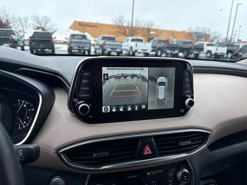 Used 2020 Hyundai Santa Fe Limited image 25