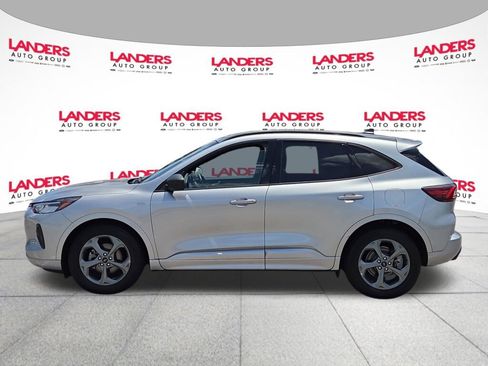 Used 2023 Ford Escape ST-Line FWD image 6