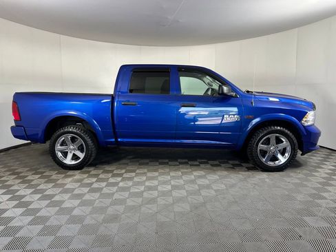 Used 2017 RAM 1500 Express AWD/4WD image 6