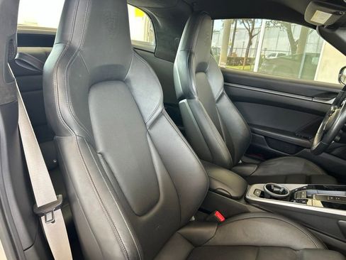 Used 2021 Porsche 911 AWD/4WD image 21