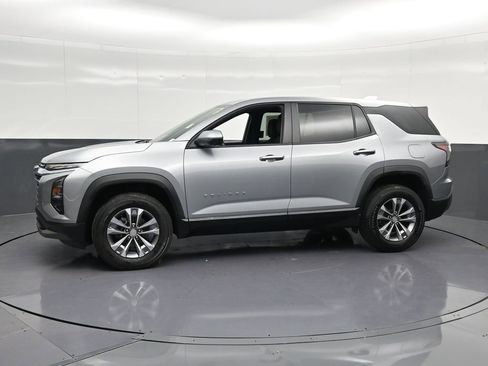 Used 2025 Chevrolet Equinox LT w/ Safety and Technology Package FWD image 7