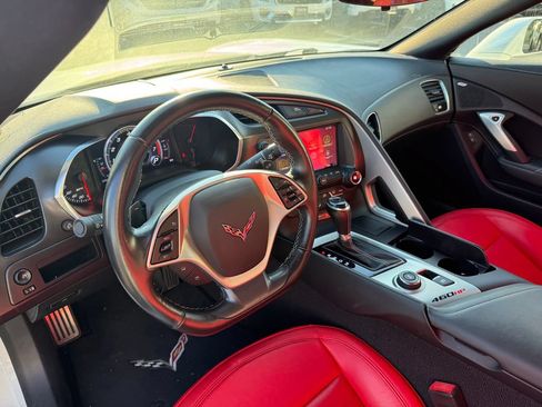 Used 2019 Chevrolet Corvette Stingray Coupe w/ Battery Protection Package RWD image 12