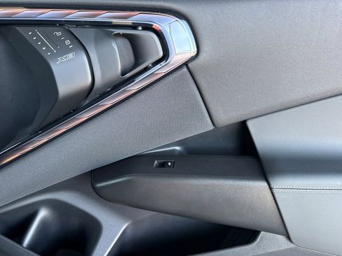 Used 2025 BMW X3 xDrive30 image 22