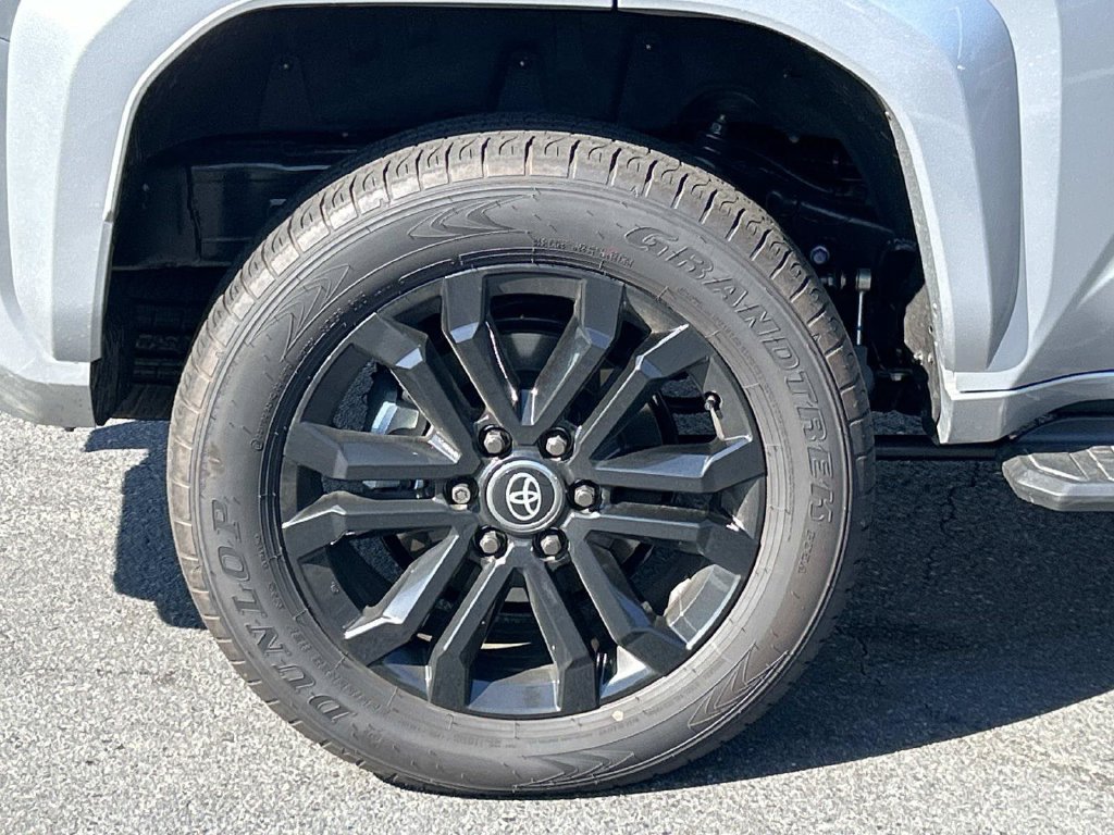 Used 2026 Toyota 4Runner Platinum AWD/4WD image 8