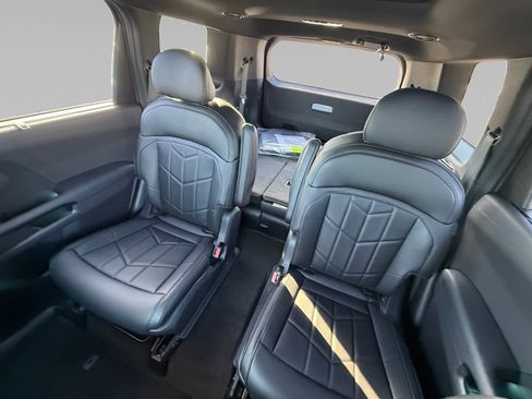 New 2027 Kia Telluride SX X-Line image 13