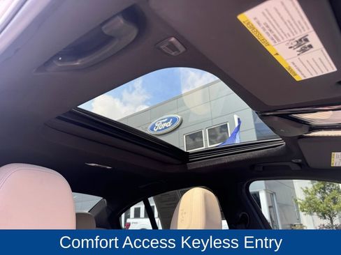 Used 2023 BMW 330e w/ Premium Package image 24