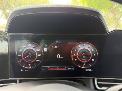 Used 2024 Hyundai Elantra SEL FWD image 28