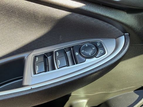 Used 2025 Chevrolet Malibu LS FWD image 22