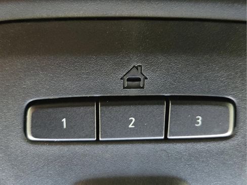 Used 2023 GMC Yukon AT4 w/ AT4 Premium Package image 22