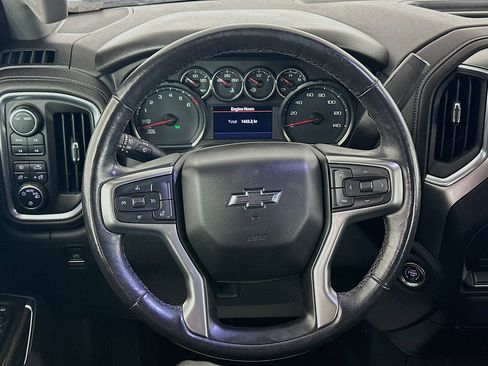 Used 2022 Chevrolet Silverado 1500 RST w/ Z71 Off-Road Package AWD/4WD image 18