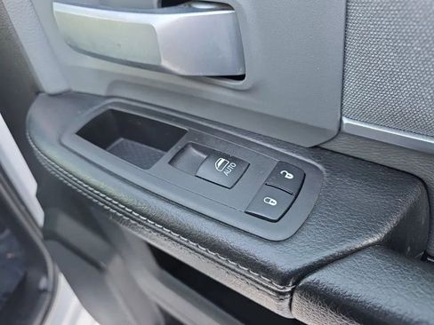 Used 2021 RAM 3500 Big Horn image 21