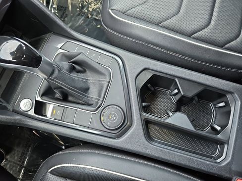Used 2023 Volkswagen Tiguan SEL R-Line AWD/4WD image 23