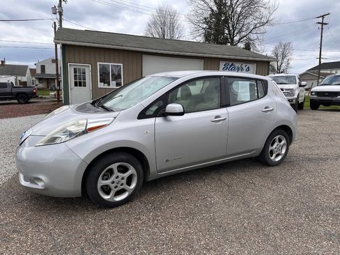 Used 2012 Nissan Leaf SL FWD image 2