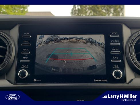 Used 2020 Toyota Tacoma SR image 28