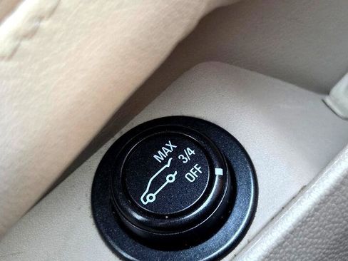 Used 2013 Cadillac SRX Luxury image 29