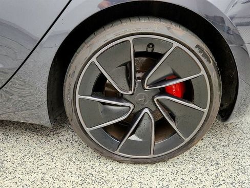 Used 2024 Tesla Model 3 Performance AWD/4WD image 9