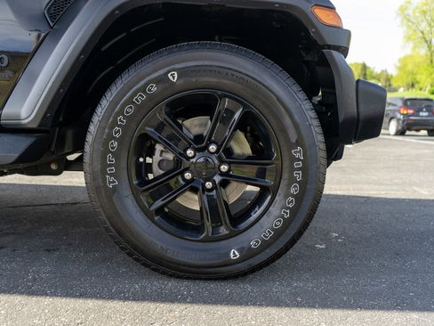 Used 2019 Jeep Wrangler Unlimited Sport AWD/4WD image 10
