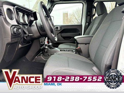 New 2026 Jeep Gladiator Sport image 11