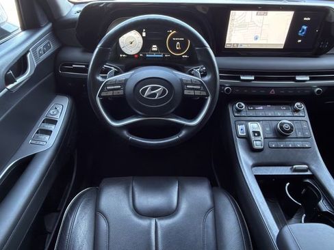 Used 2023 Hyundai Palisade Limited w/ Cargo Package FWD image 10