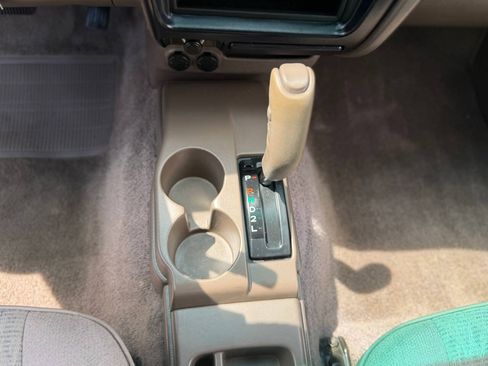 Used 1999 Toyota Tacoma PreRunner RWD image 91