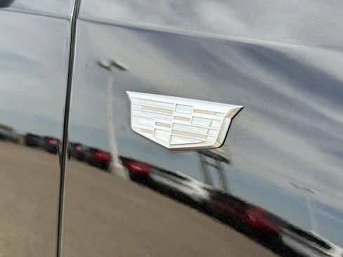 Used 2025 Cadillac XT4 Sport image 12